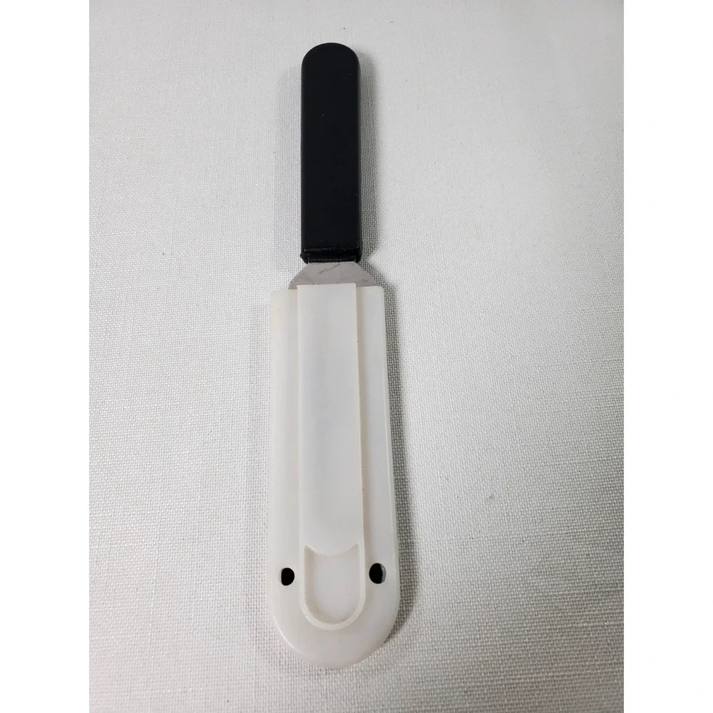 The Pampered Chef Cheese Knife # 1125 Slicer Spreader Stainless‎ W/Sheath